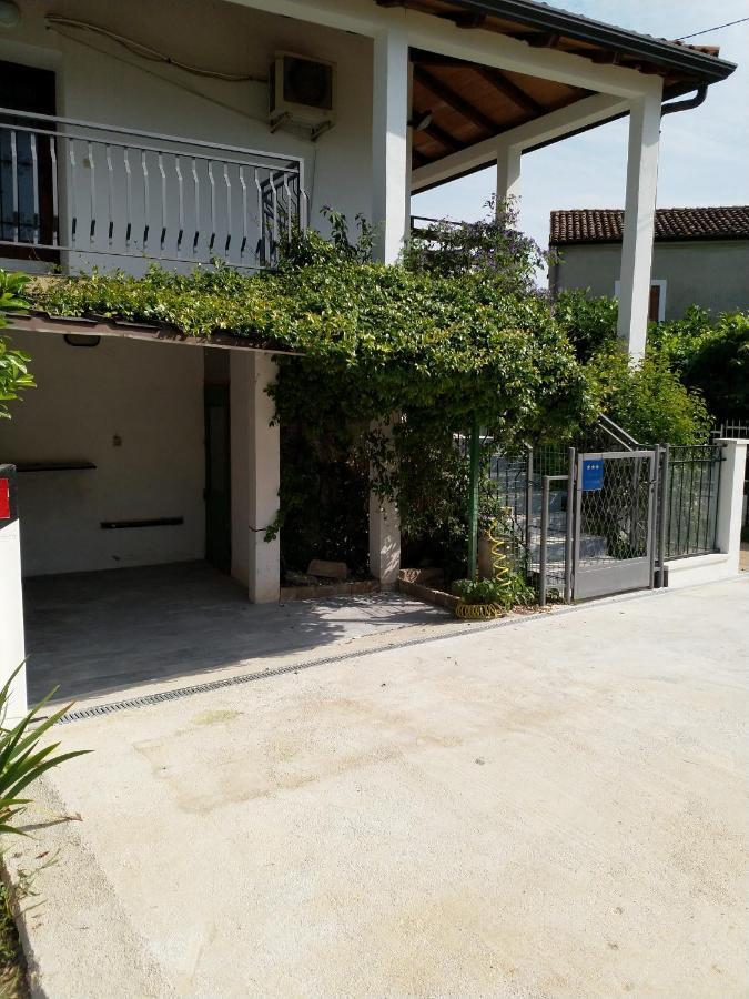Happy Home Petrovija ภายนอก รูปภาพ